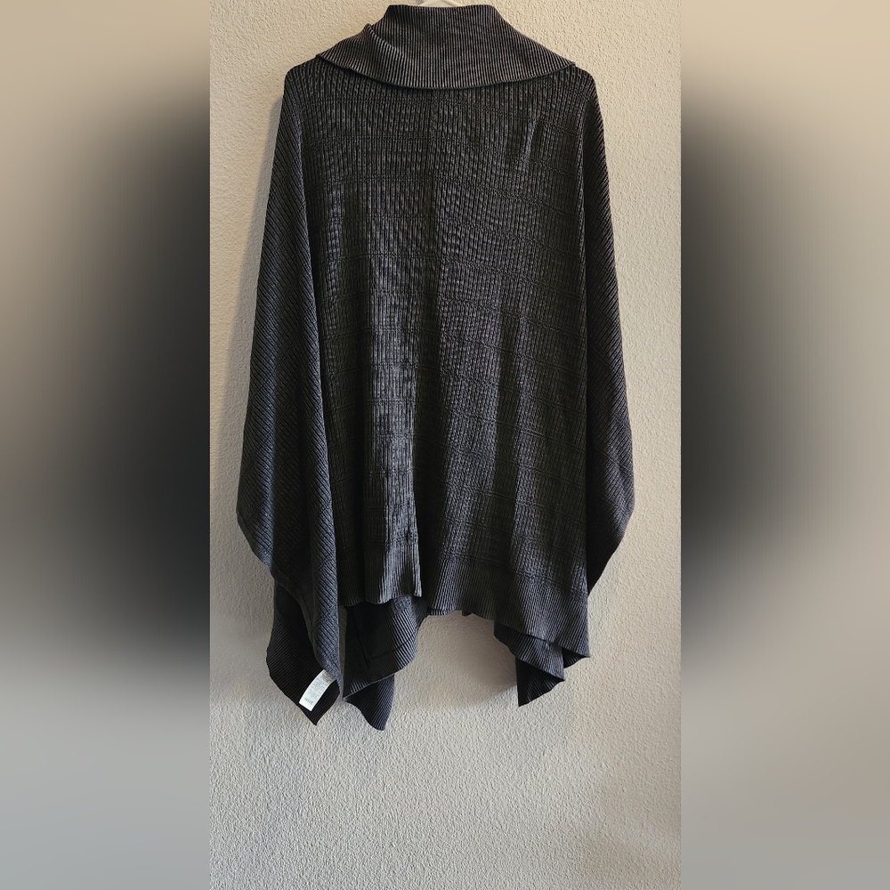 Free People Black Poncho Sweater - Picture 7 of 14